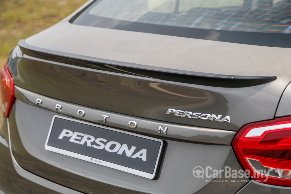 Proton Persona P2-21A MC1 (2019) Exterior