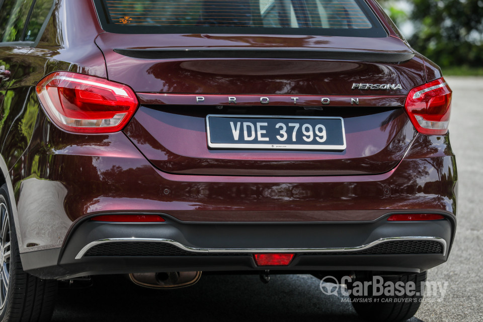 Proton Persona P2-21A MC1 (2019) Exterior