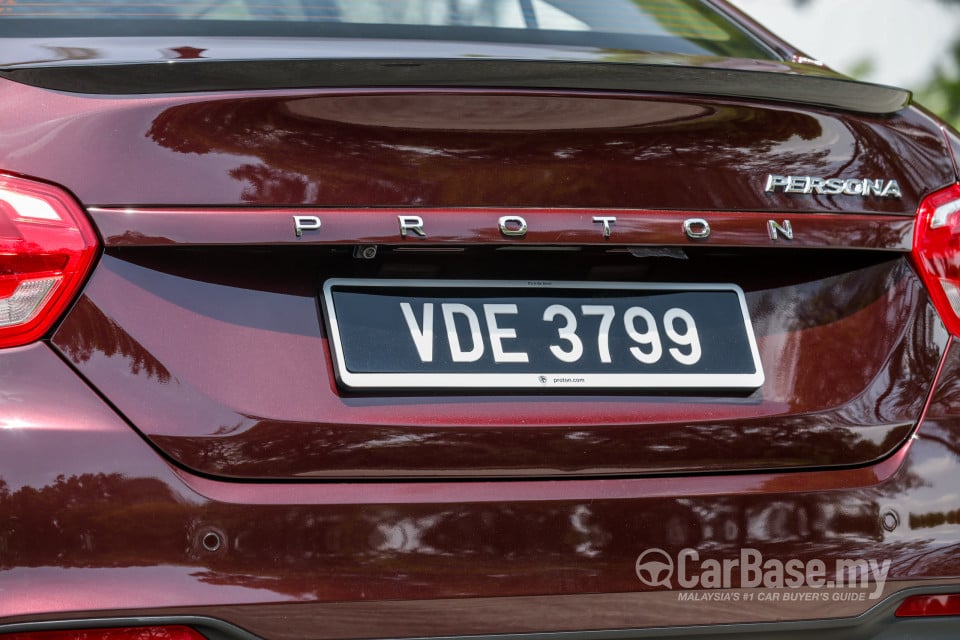 Proton Persona P2-21A MC1 (2019) Exterior
