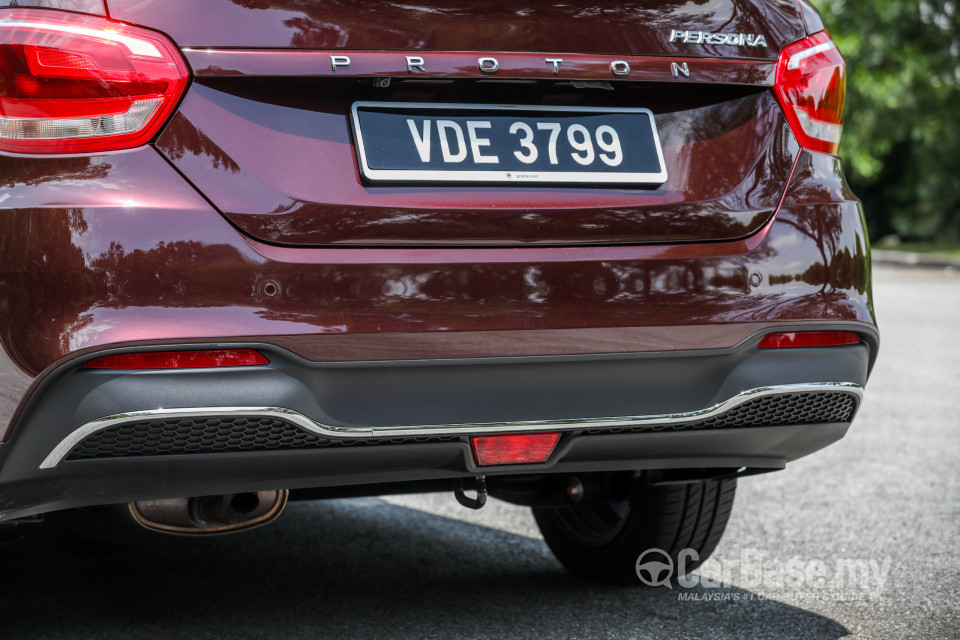 Proton Persona P2-21A MC1 (2019) Exterior