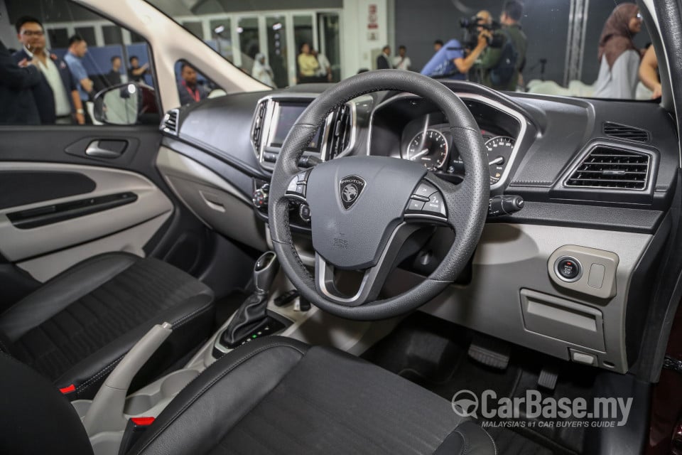 Proton Persona P2-21A MC1 (2019) Interior