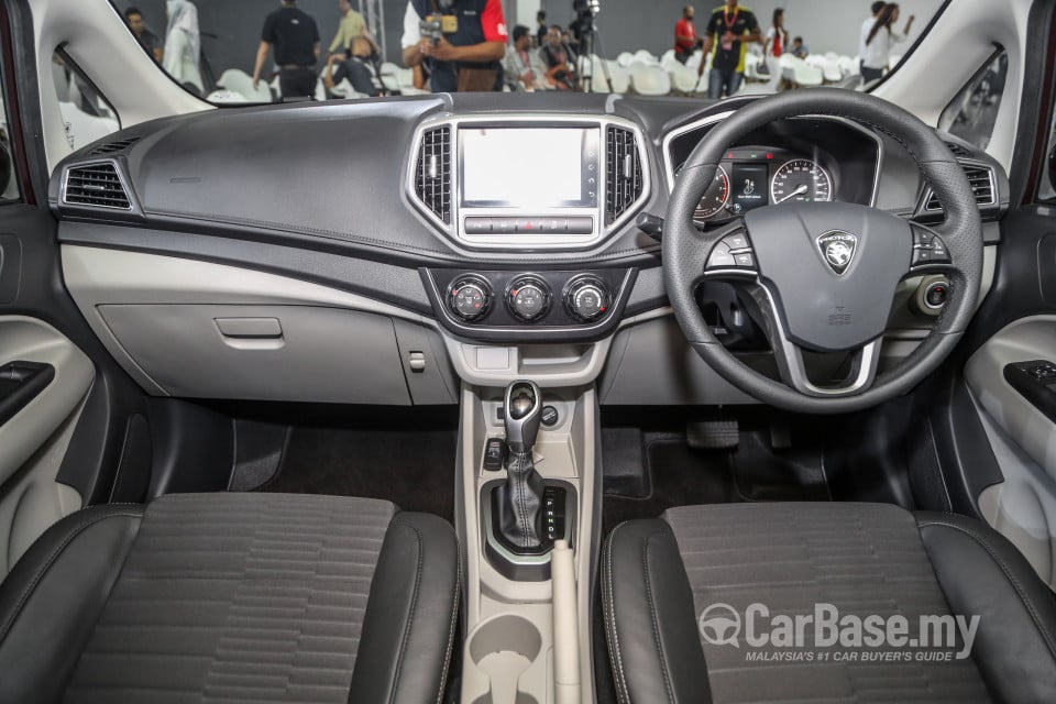 Proton Persona P2-21A MC1 (2019) Interior