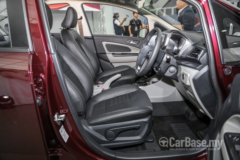 Proton Persona P2-21A MC1 (2019) Interior