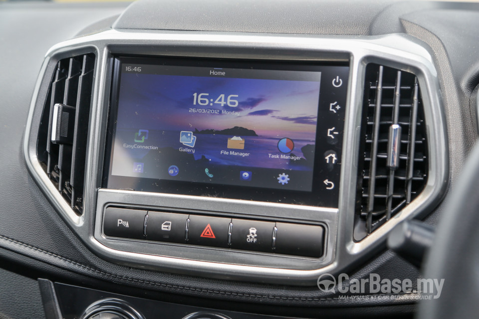 Proton Persona P2-21A MC1 (2019) Interior