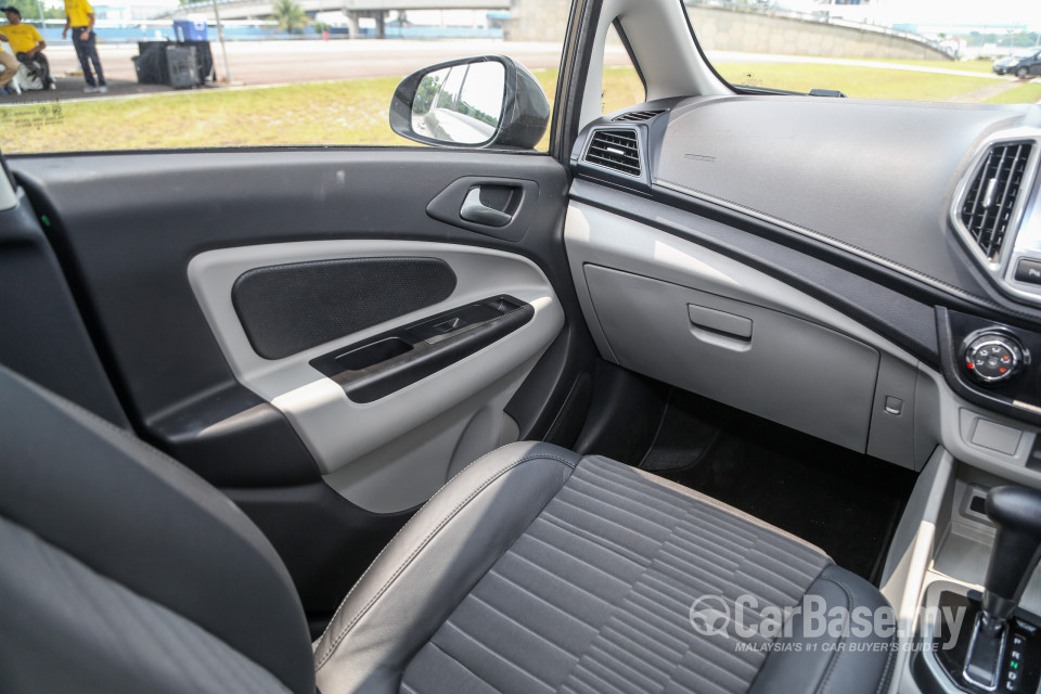 Proton Persona P2-21A MC1 (2019) Interior
