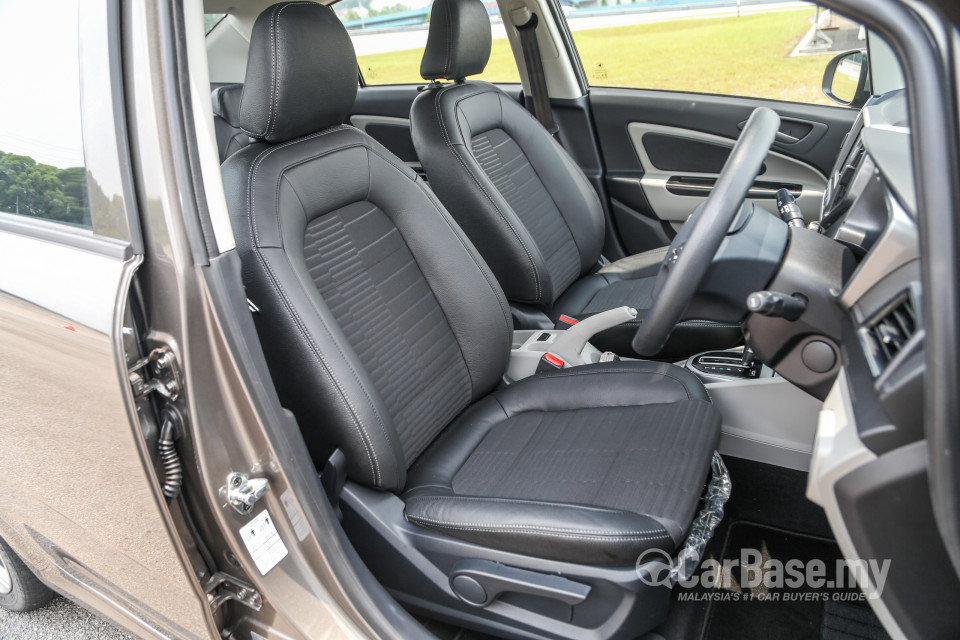 Proton Persona P2-21A MC1 (2019) Interior