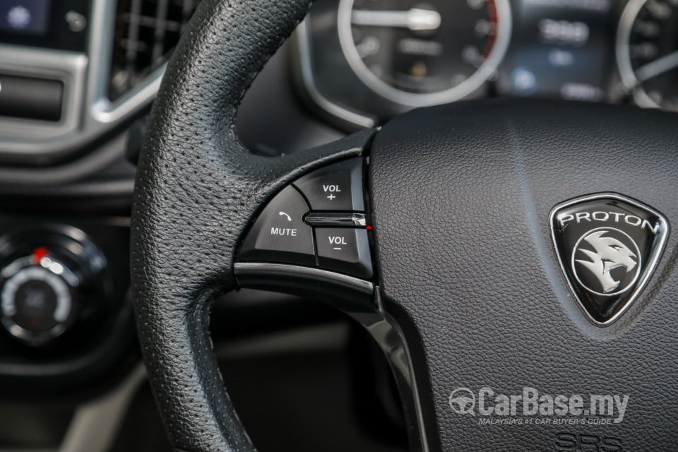 Proton Persona P2-21A MC1 (2019) Interior