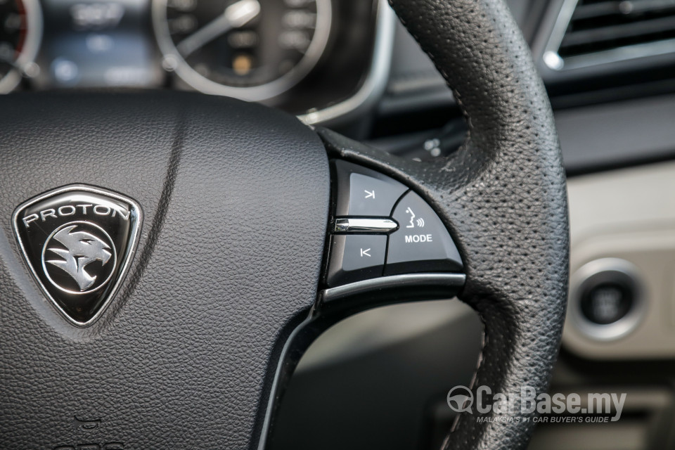 Proton Persona P2-21A MC1 (2019) Interior