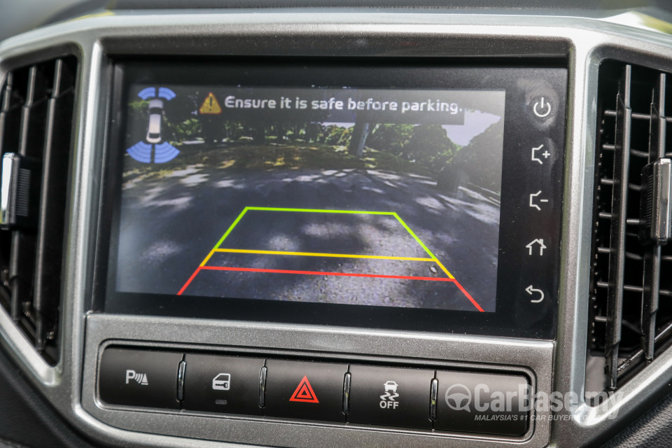 Proton Persona P2-21A MC1 (2019) Interior