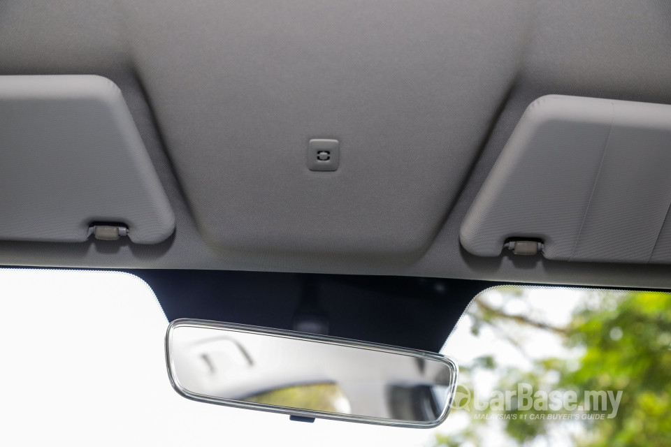 Proton Persona P2-21A MC1 (2019) Interior