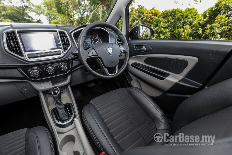 Proton Persona P2-21A MC1 (2019) Interior