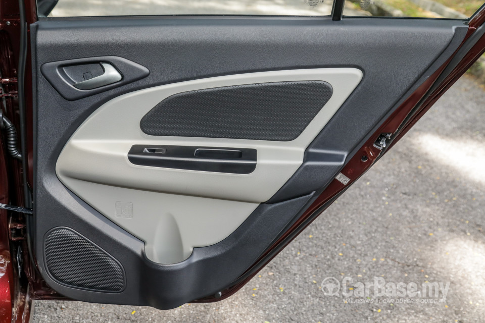 Proton Persona P2-21A MC1 (2019) Interior