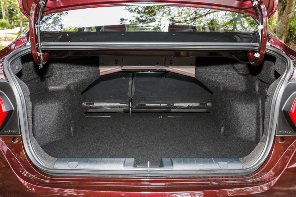 Mazda MX-5 ND (2015) Interior