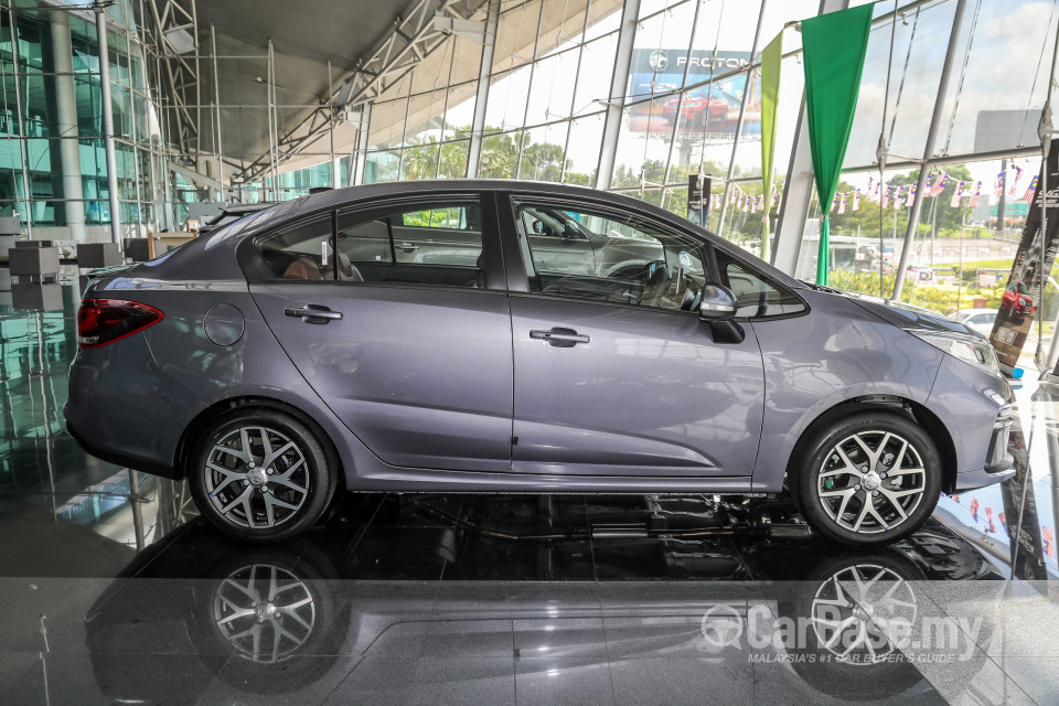 Proton Persona P2-21A MC2 (2021) Exterior