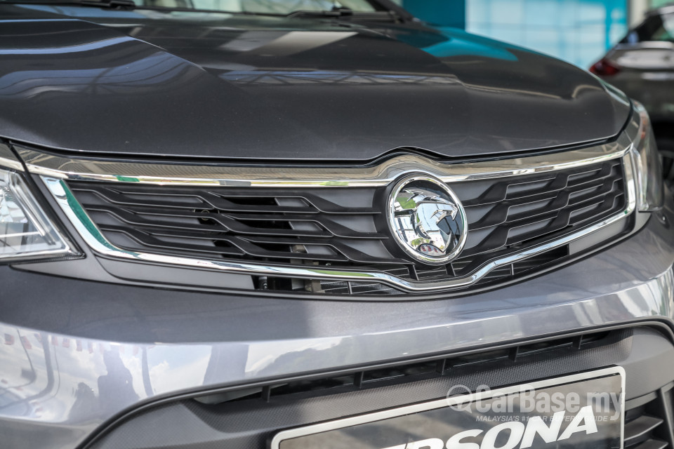 Proton Persona P2-21A MC2 (2021) Exterior