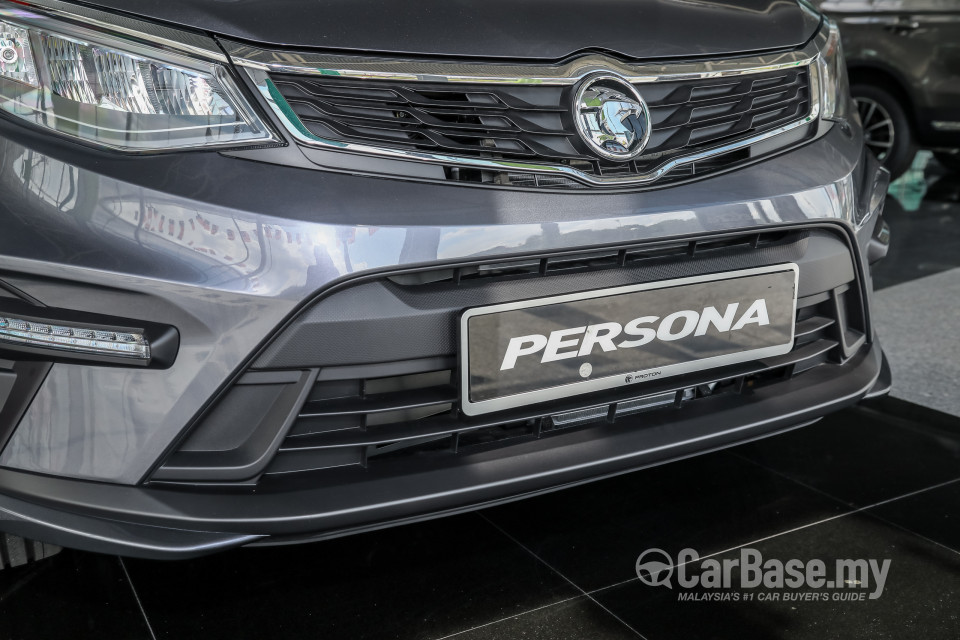 Proton Persona P2-21A MC2 (2021) Exterior