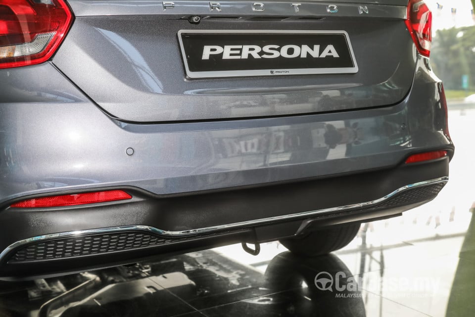 Proton Persona P2-21A MC2 (2021) Exterior