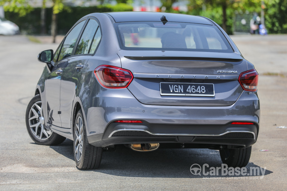Proton Persona P2-21A MC2 (2021) Exterior