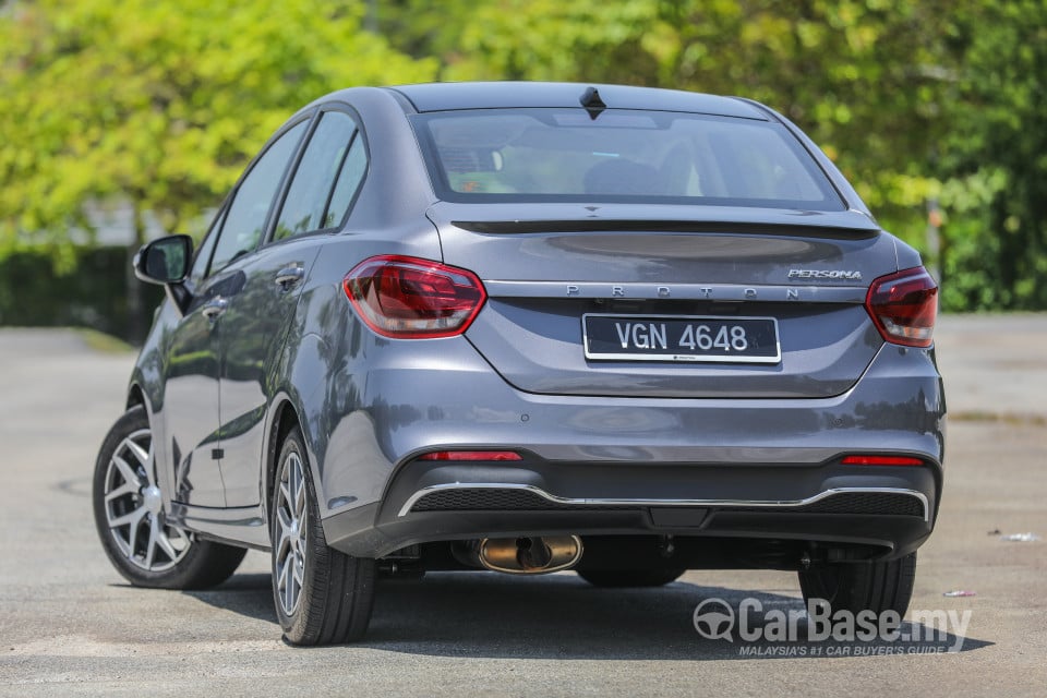 Proton Persona P2-21A MC2 (2021) Exterior