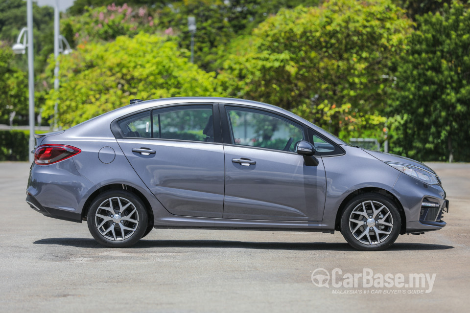 Proton Persona P2-21A MC2 (2021) Exterior