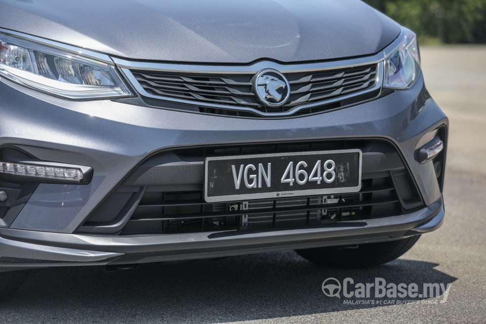 Proton Persona P2-21A MC2 (2021) Exterior