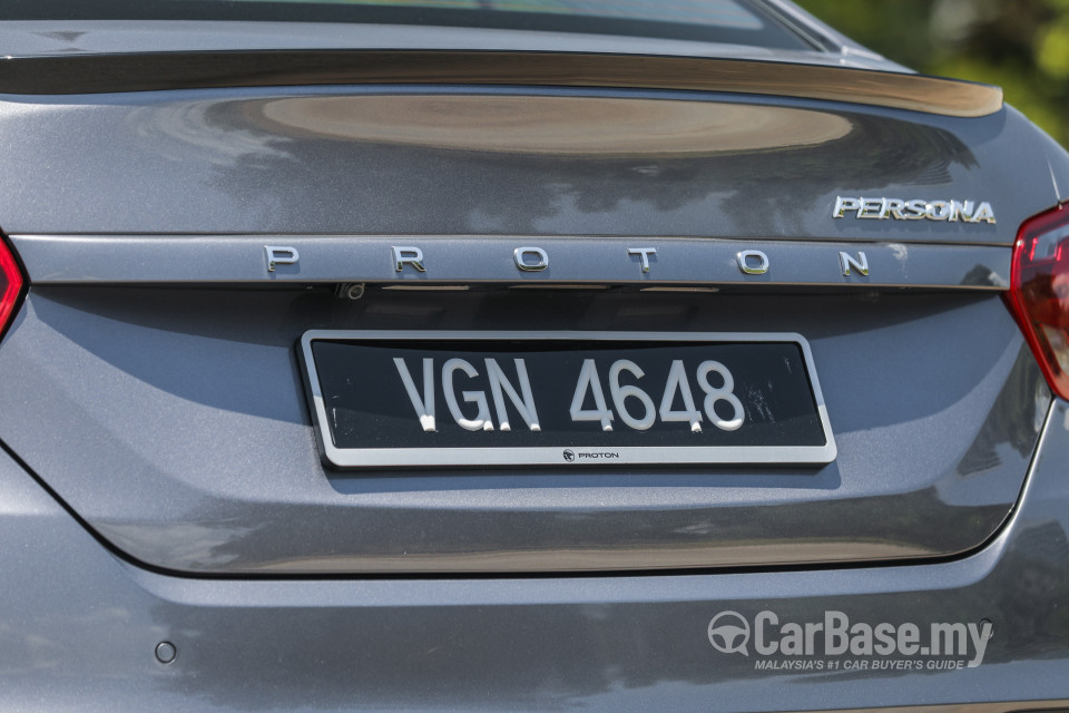 Proton Persona P2-21A MC2 (2021) Exterior