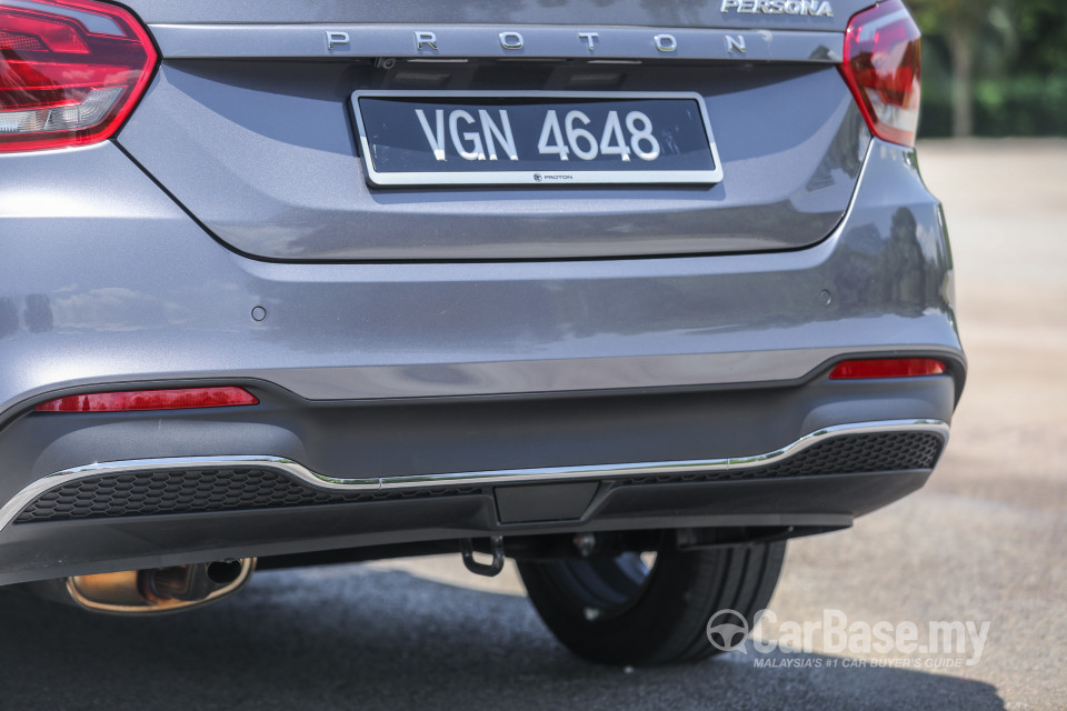 Proton Persona P2-21A MC2 (2021) Exterior