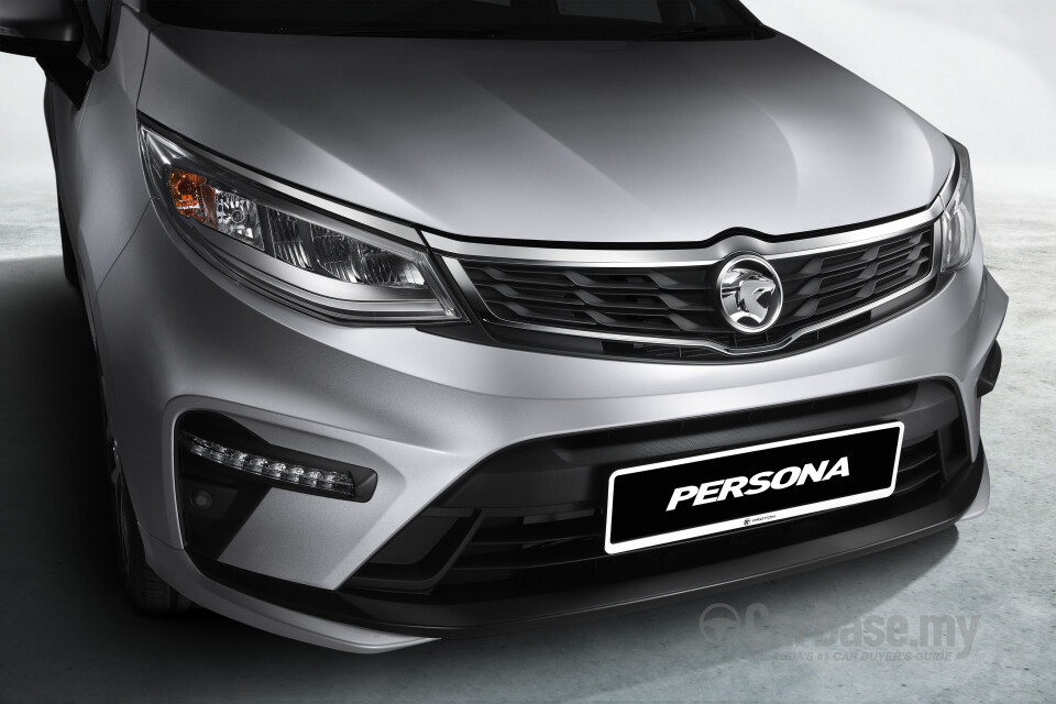 Proton Persona P2-21A MC2 (2021) Exterior