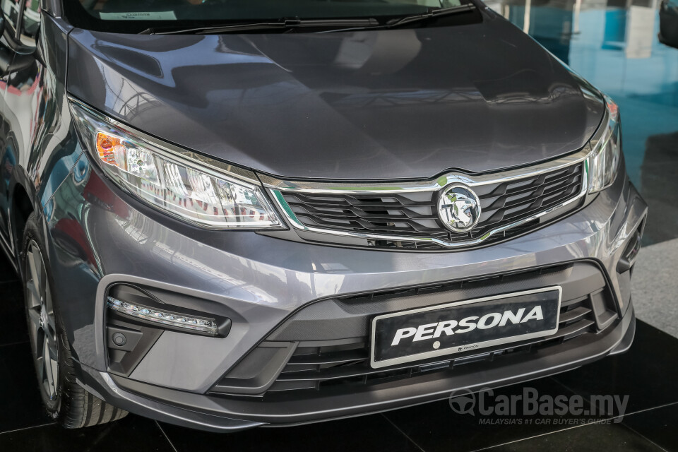 Proton Persona P2-21A MC2 (2021) Exterior