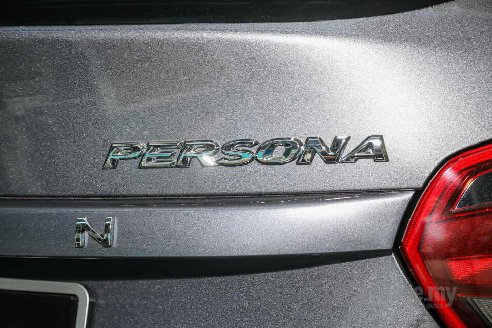 Proton Persona P2-21A MC2 (2021) Exterior