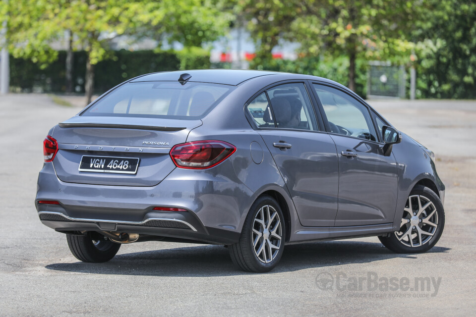Proton Persona P2-21A MC2 (2021) Exterior