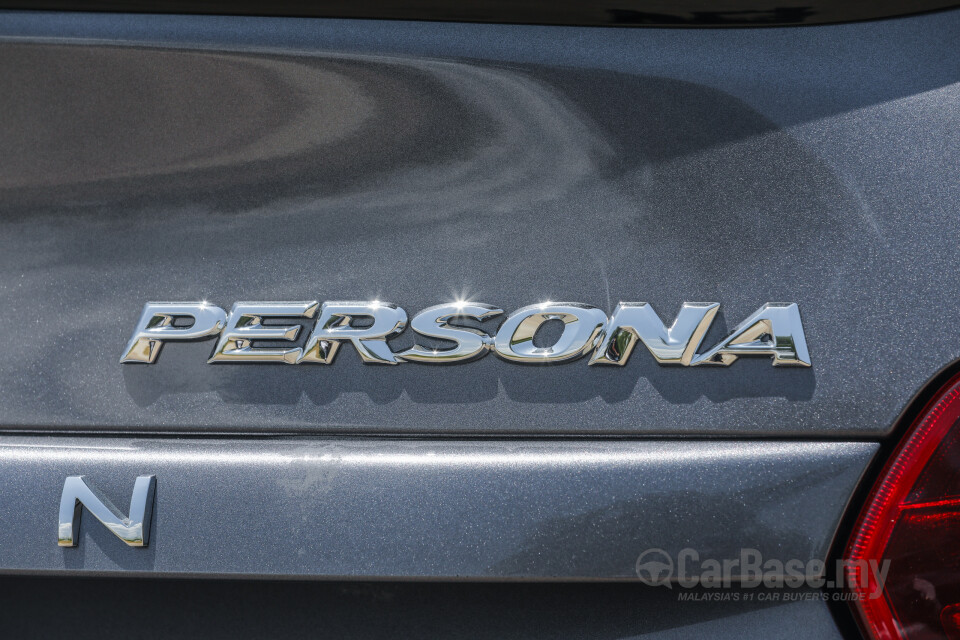 Proton Persona P2-21A MC2 (2021) Exterior