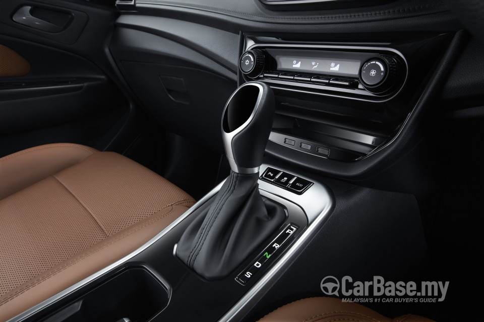 Proton Persona P2-21A MC2 (2021) Interior
