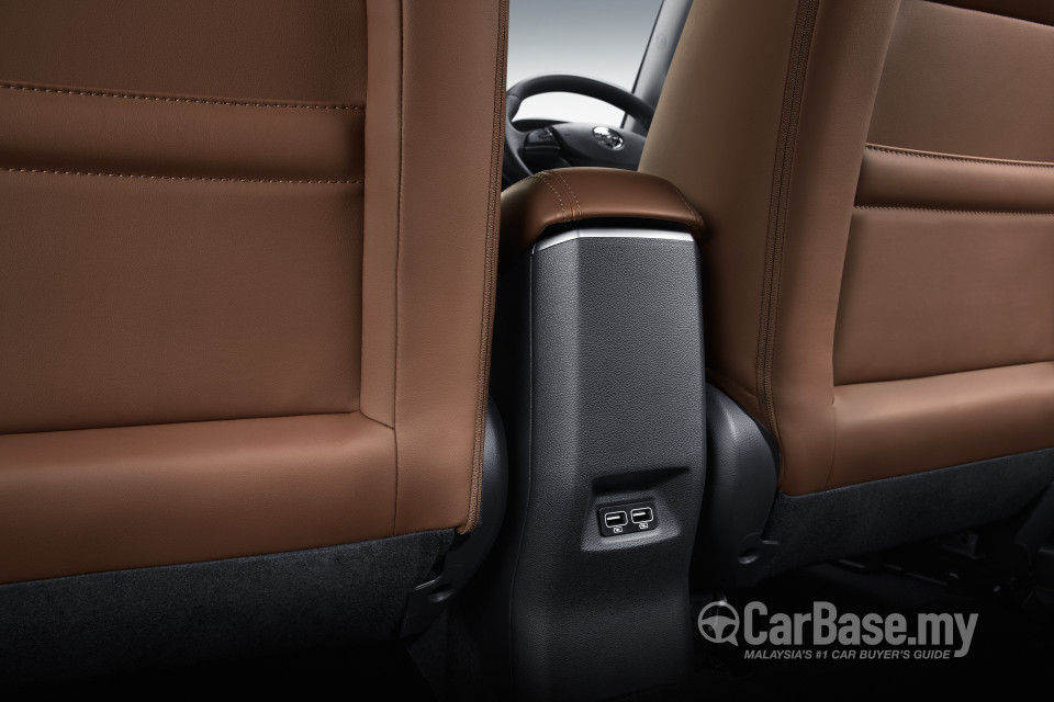 Proton Persona P2-21A MC2 (2021) Interior