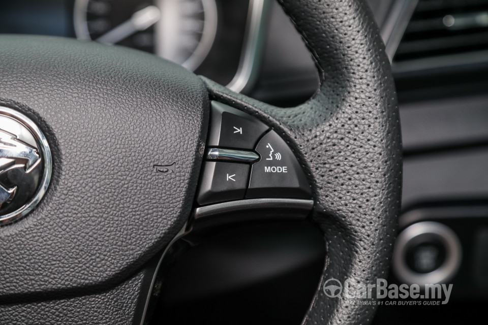 Proton Persona P2-21A MC2 (2021) Interior
