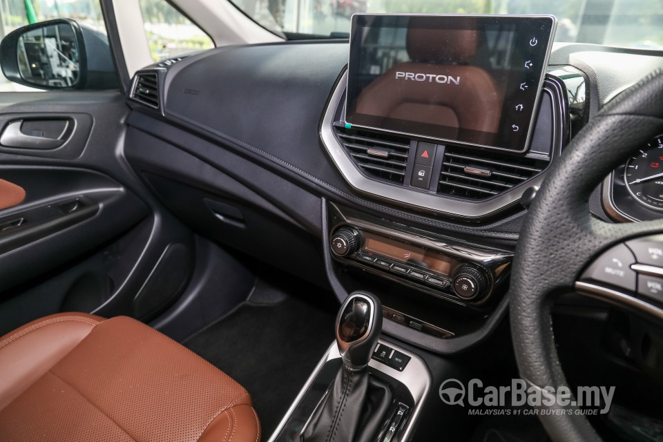 Proton Persona P2-21A MC2 (2021) Interior