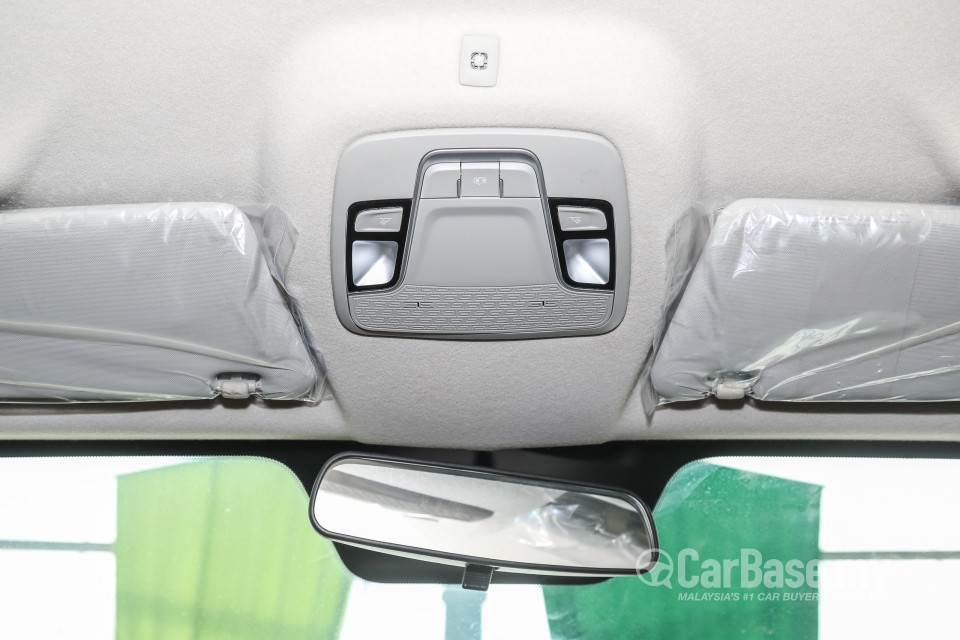 Proton Persona P2-21A MC2 (2021) Interior