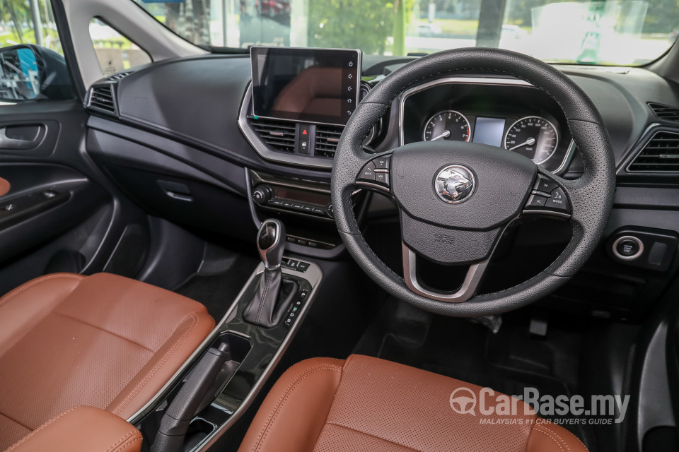 Proton Persona P2-21A MC2 (2021) Interior