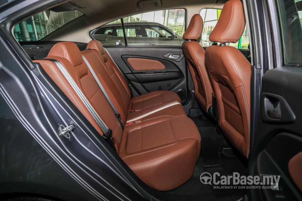 Proton Persona P2-21A MC2 (2021) Interior