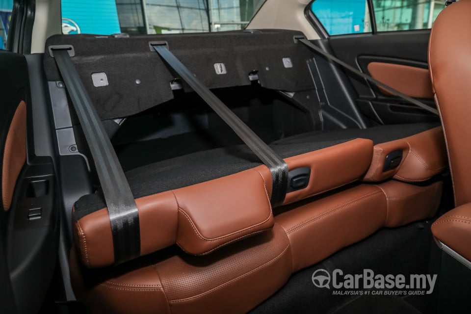 Proton Persona P2-21A MC2 (2021) Interior