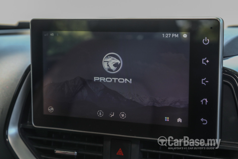 Proton Persona P2-21A MC2 (2021) Interior