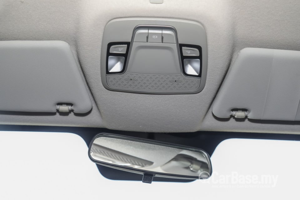 Proton Persona P2-21A MC2 (2021) Interior