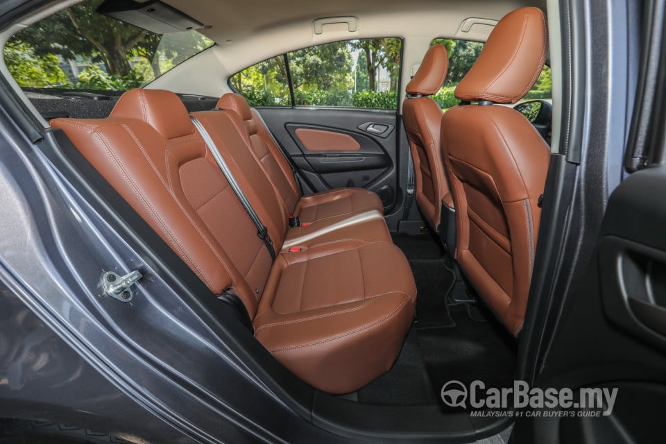 Proton Persona P2-21A MC2 (2021) Interior