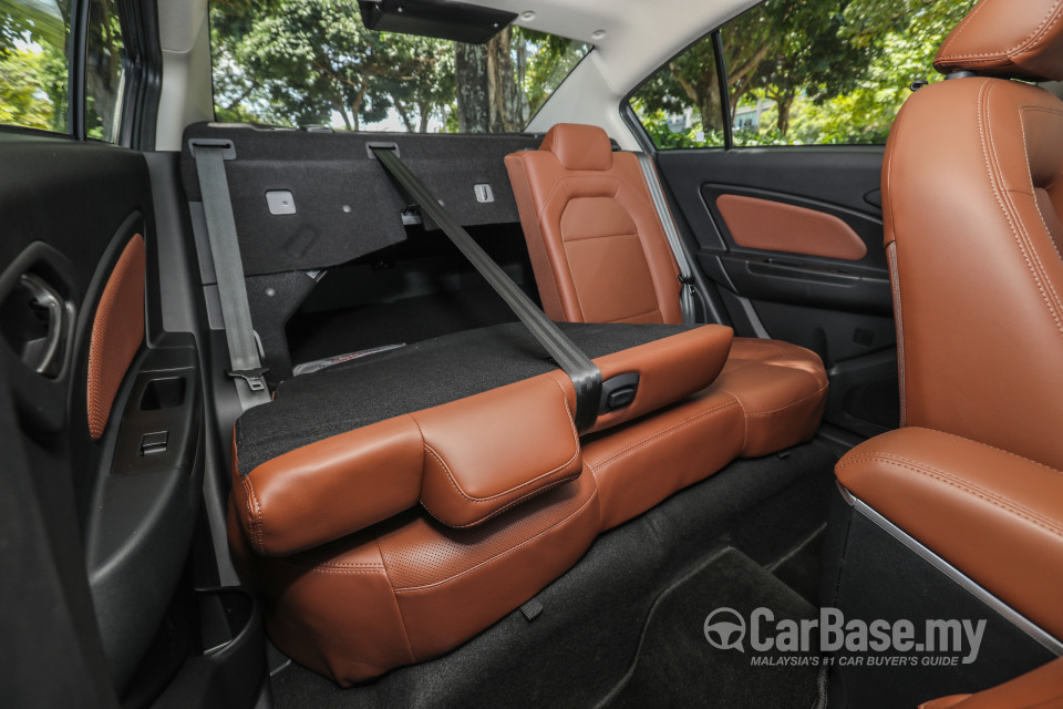 Proton Persona P2-21A MC2 (2021) Interior