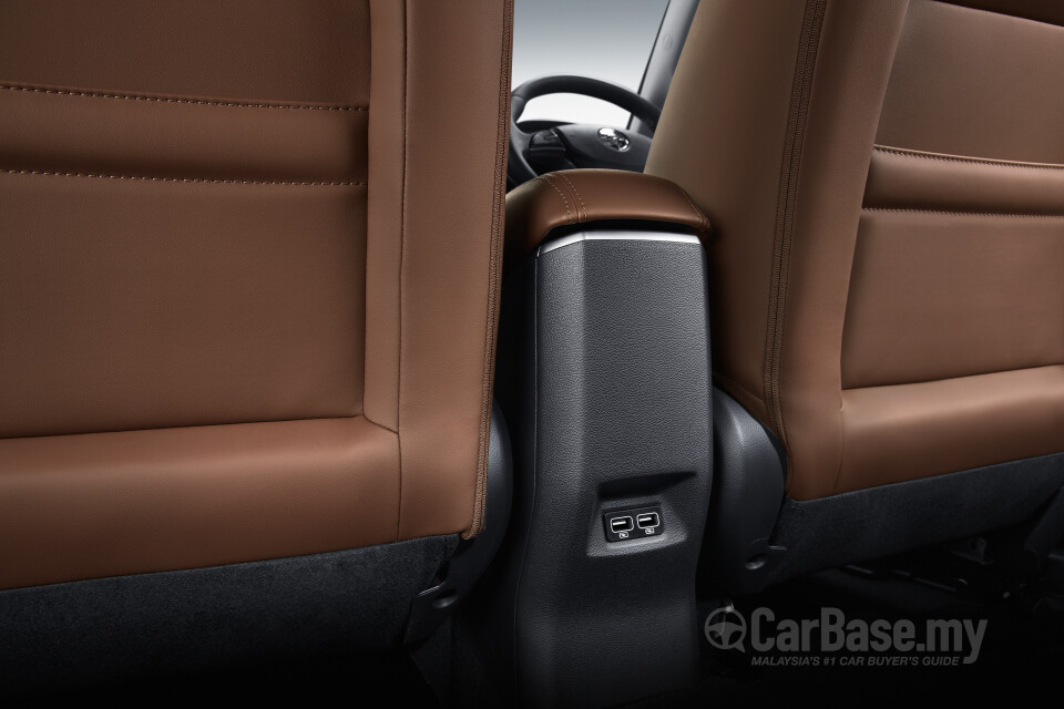 Proton Persona P2-21A MC2 (2021) Interior