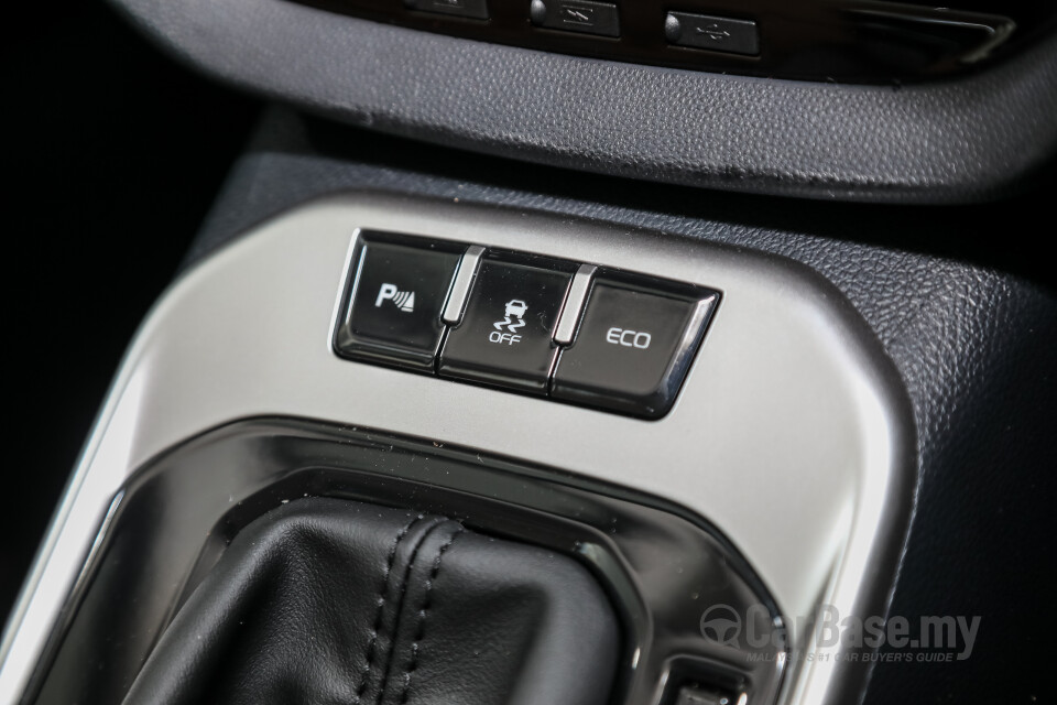 Proton Persona P2-21A MC2 (2021) Interior