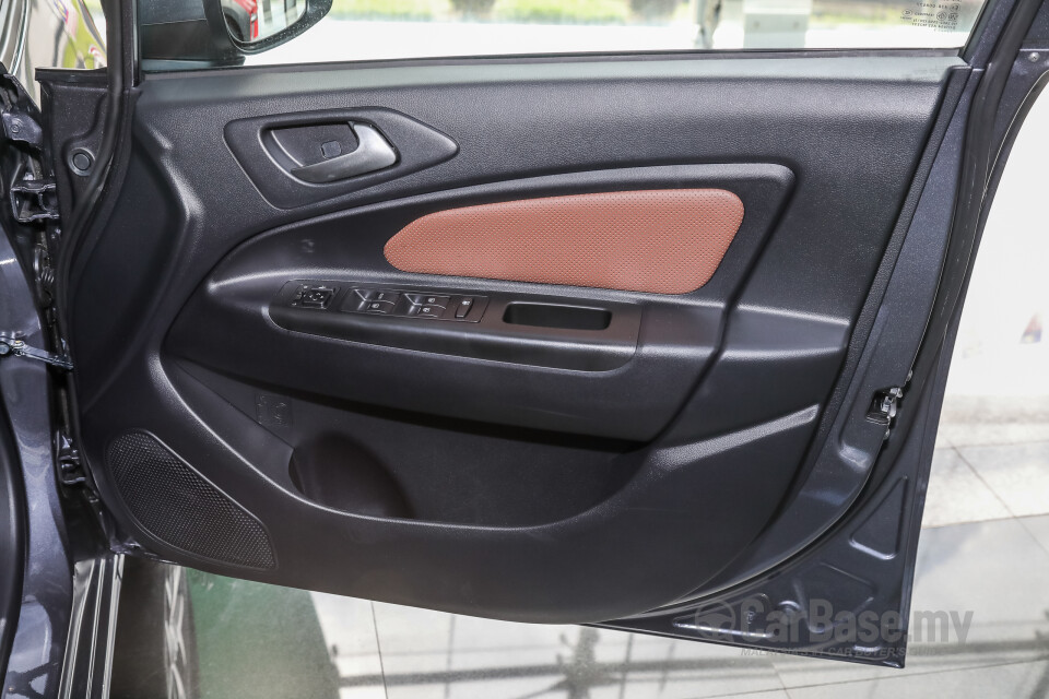 Proton Persona P2-21A MC2 (2021) Interior