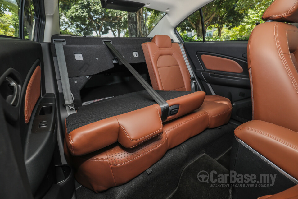Proton Persona P2-21A MC2 (2021) Interior