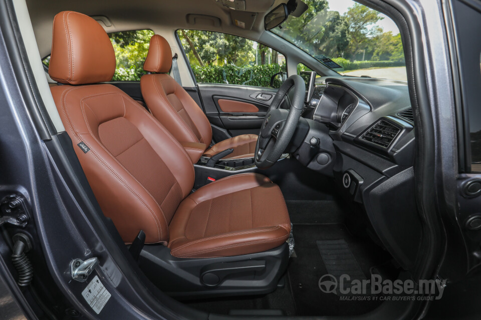 Proton Persona P2-21A MC2 (2021) Interior