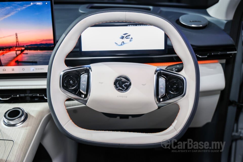 Proton eMas 7 PHEV P145 (2026) Interior
